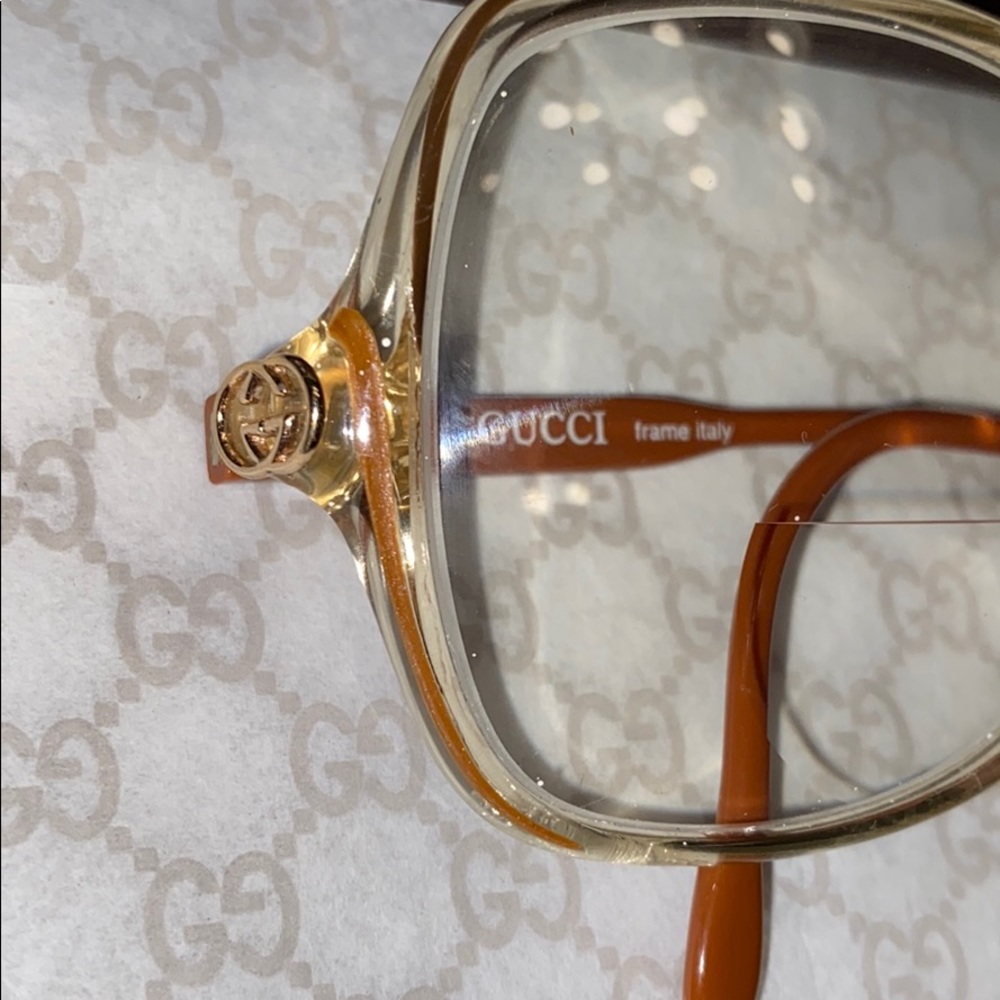 🔥SOLD ON MERC🔥Gucci Vintage Eyeglasses - Picture 8 of 9
